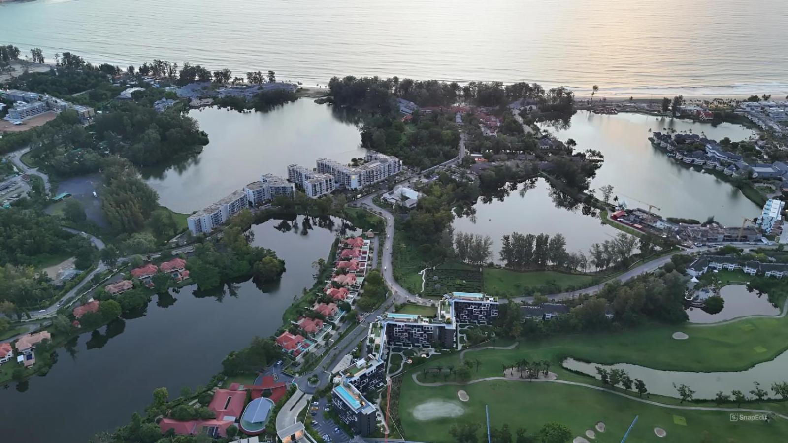 Modern 2-bedroom With Washer In Skypark Laguna Bang Tao Lejlighed *