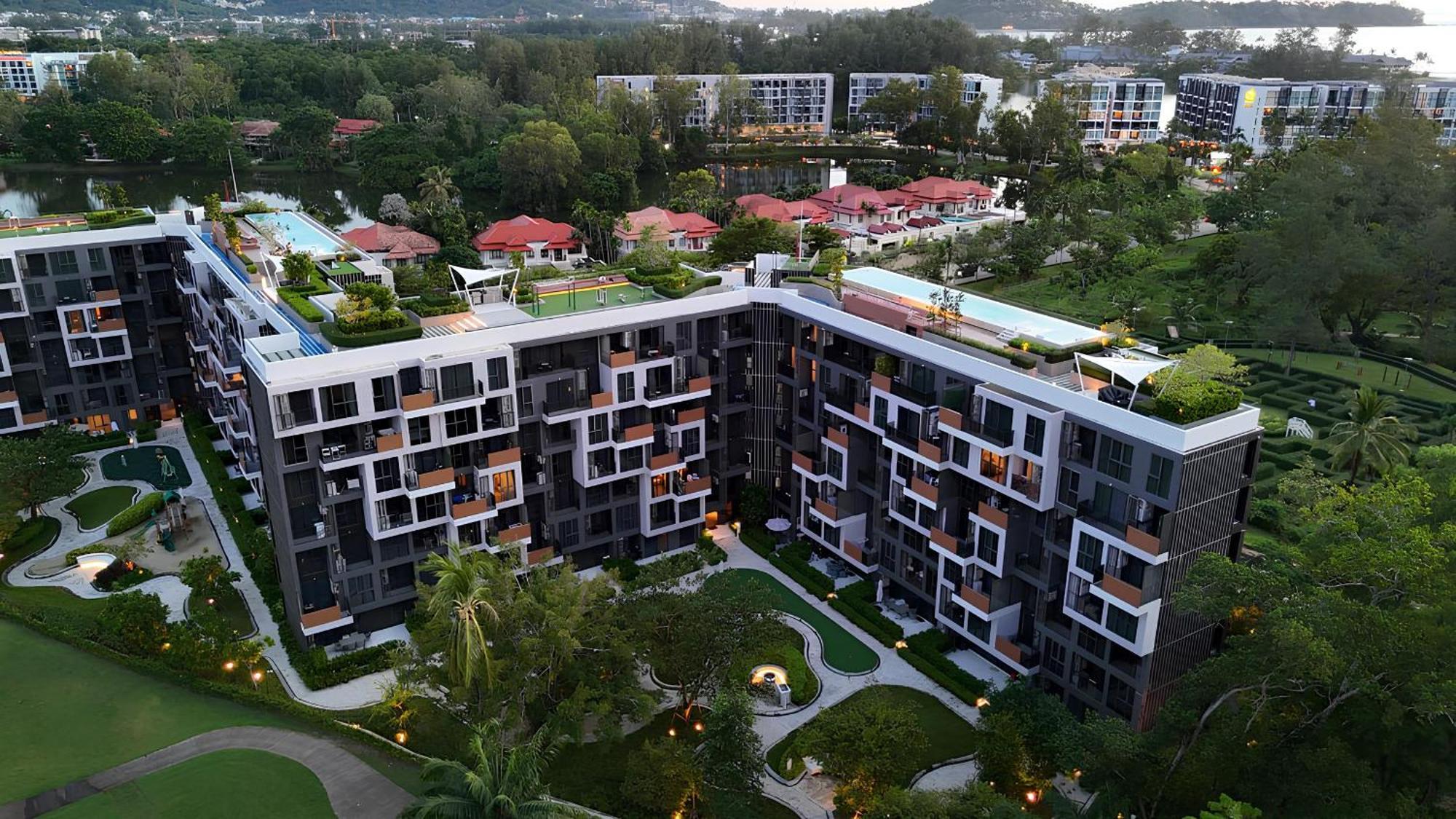 Modern 2-bedroom With Washer In Skypark Laguna Bang Tao Lejlighed